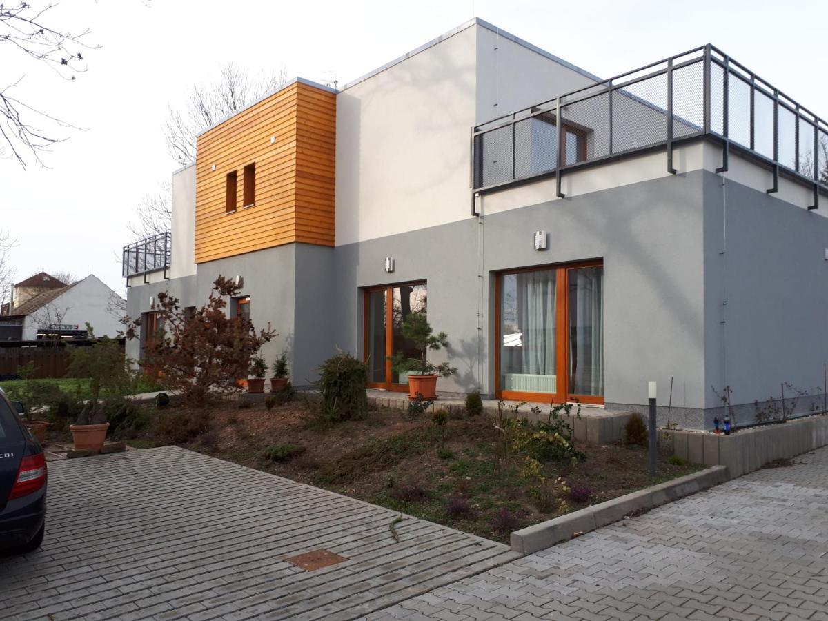 Depandance Blatov Praga Exterior foto